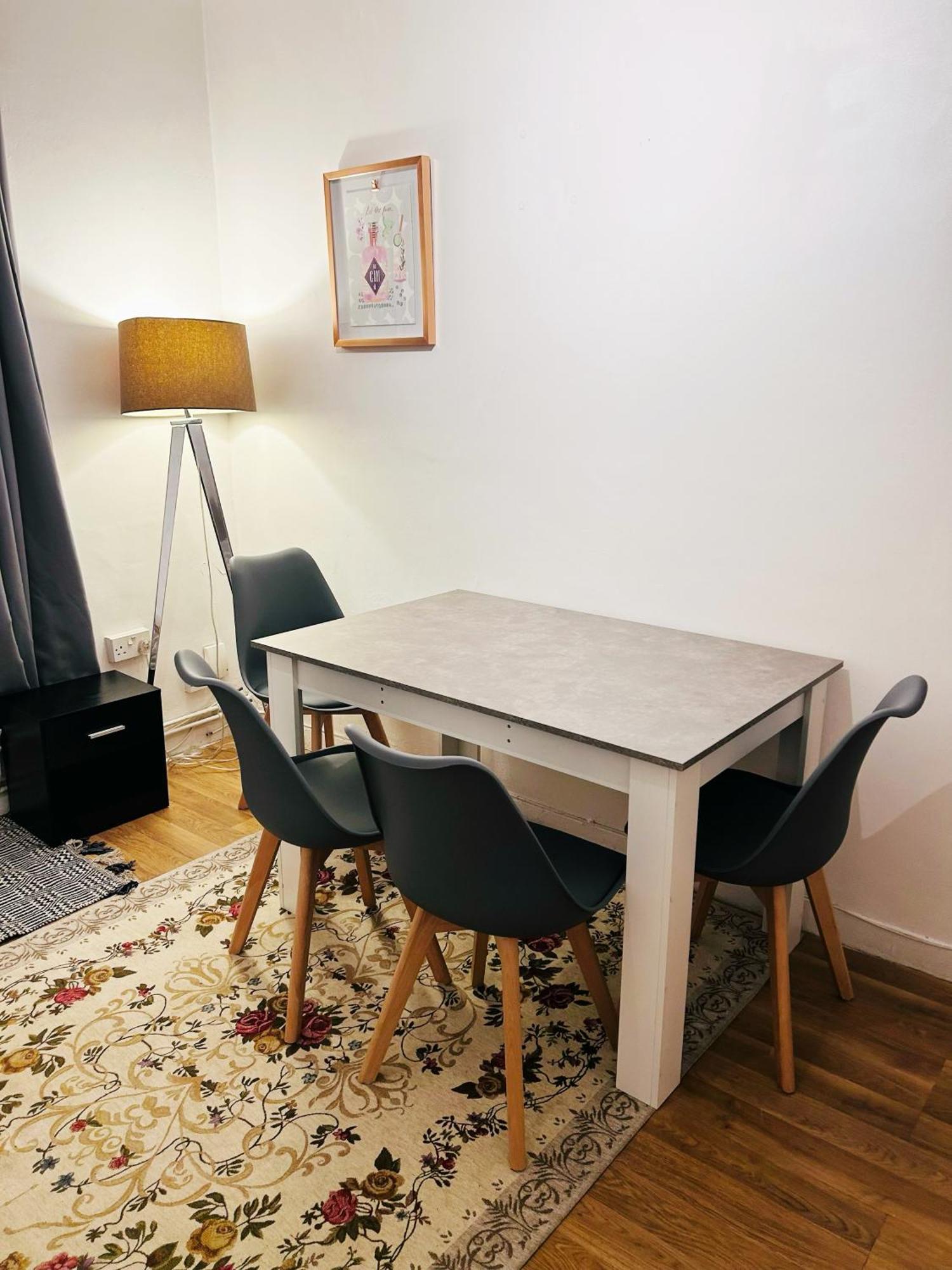Spacious Flat With 2 To 3 Bedrooms In Central London Exterior foto